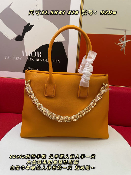 BV Chain Tote Cob, For Women, Women’s Bags 16.1in/41Amelia668782V12M07716