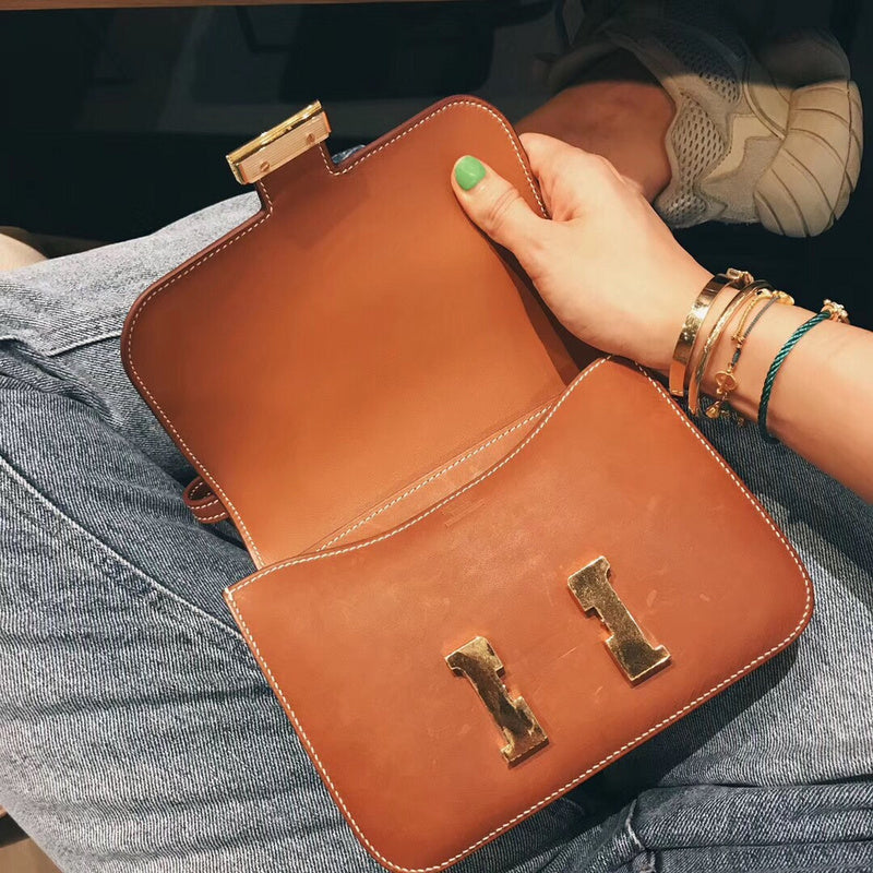 Amelia - HMS Bags - 1749