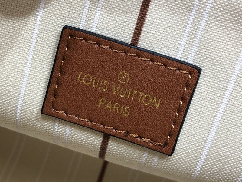 Fashion Lu-Vi bags - 3543