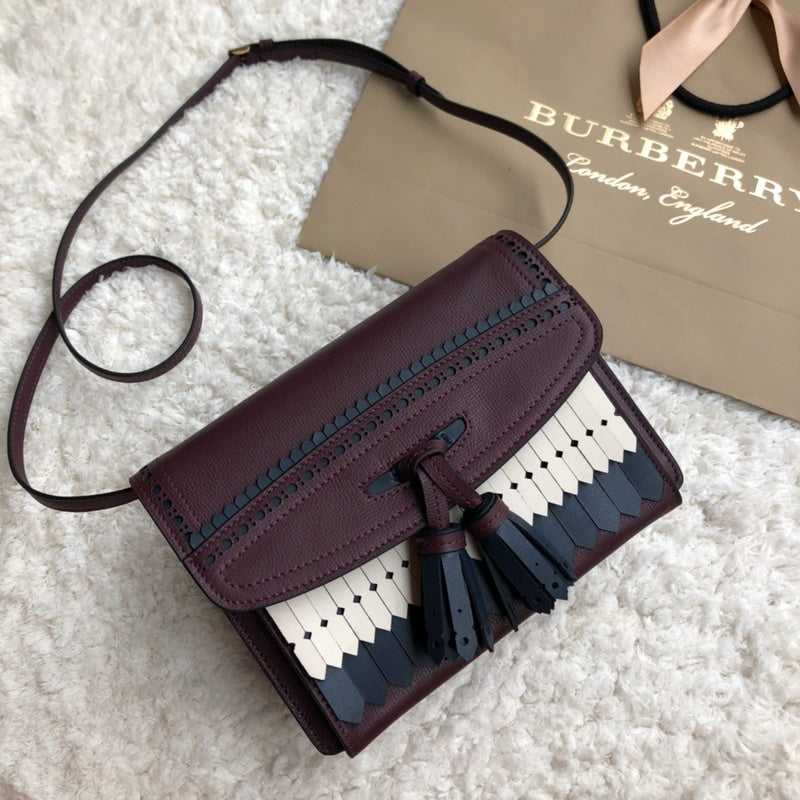 Burberry Bags - Bagsattire   409