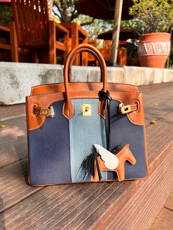 Amelia - HMS Bags - 1763