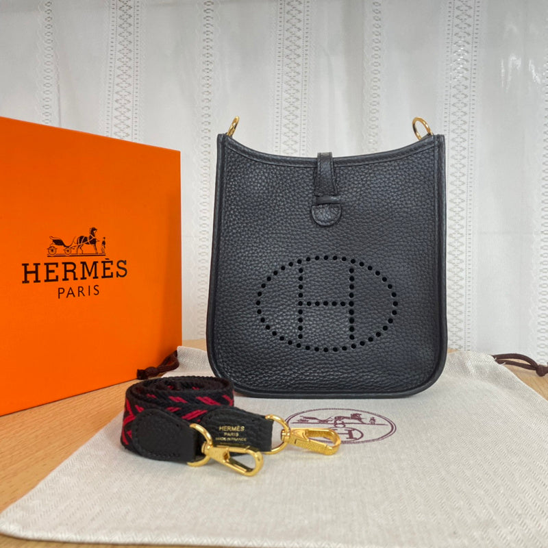 LO - HMS Luxury Bags - 945