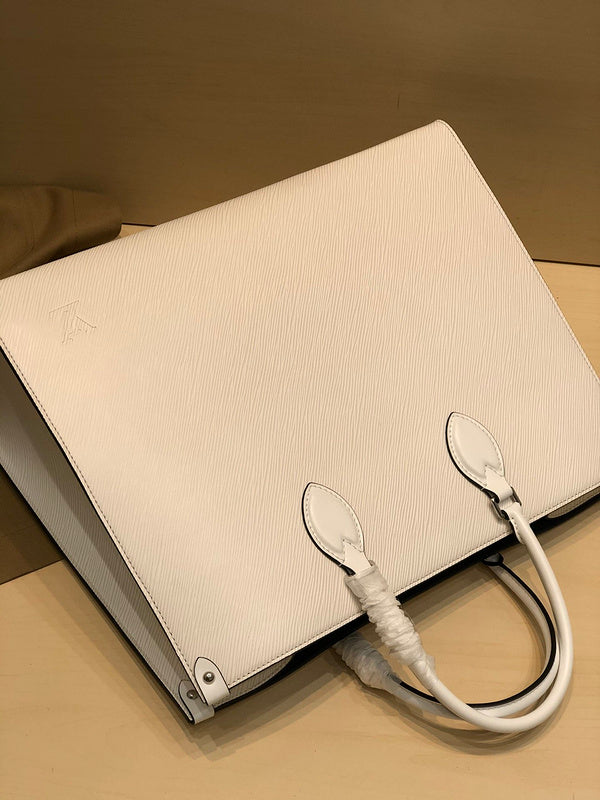 Fan Fashion Lu-Vi bags - 17777