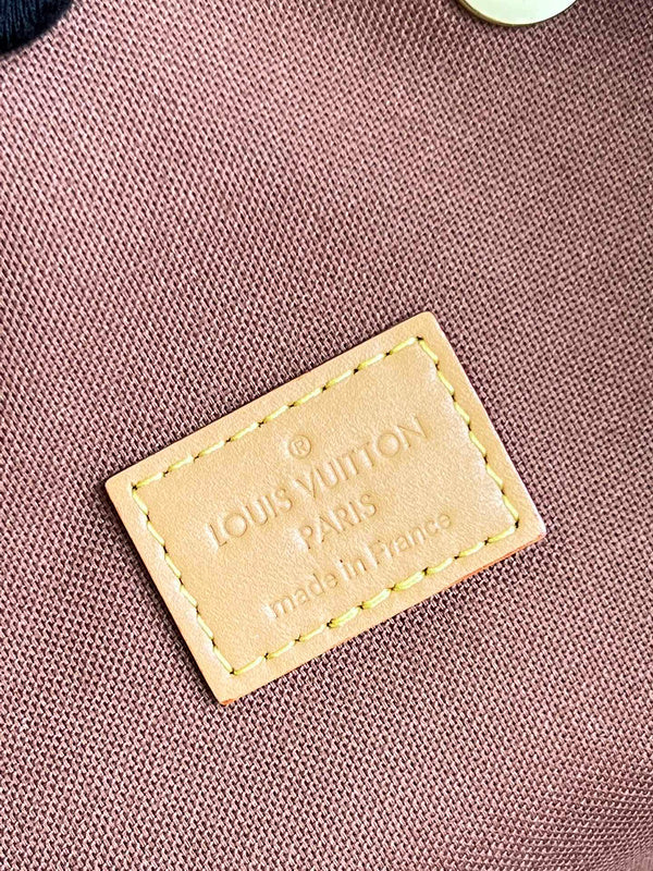 Fan Fashion Lu-Vi Bags - 16628