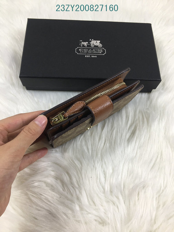 Amelia - CAH Wallet - 142