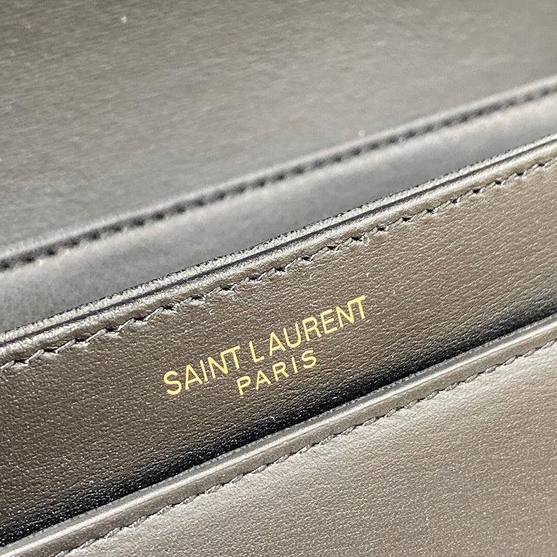 Amelia - YSL Bag - 4110