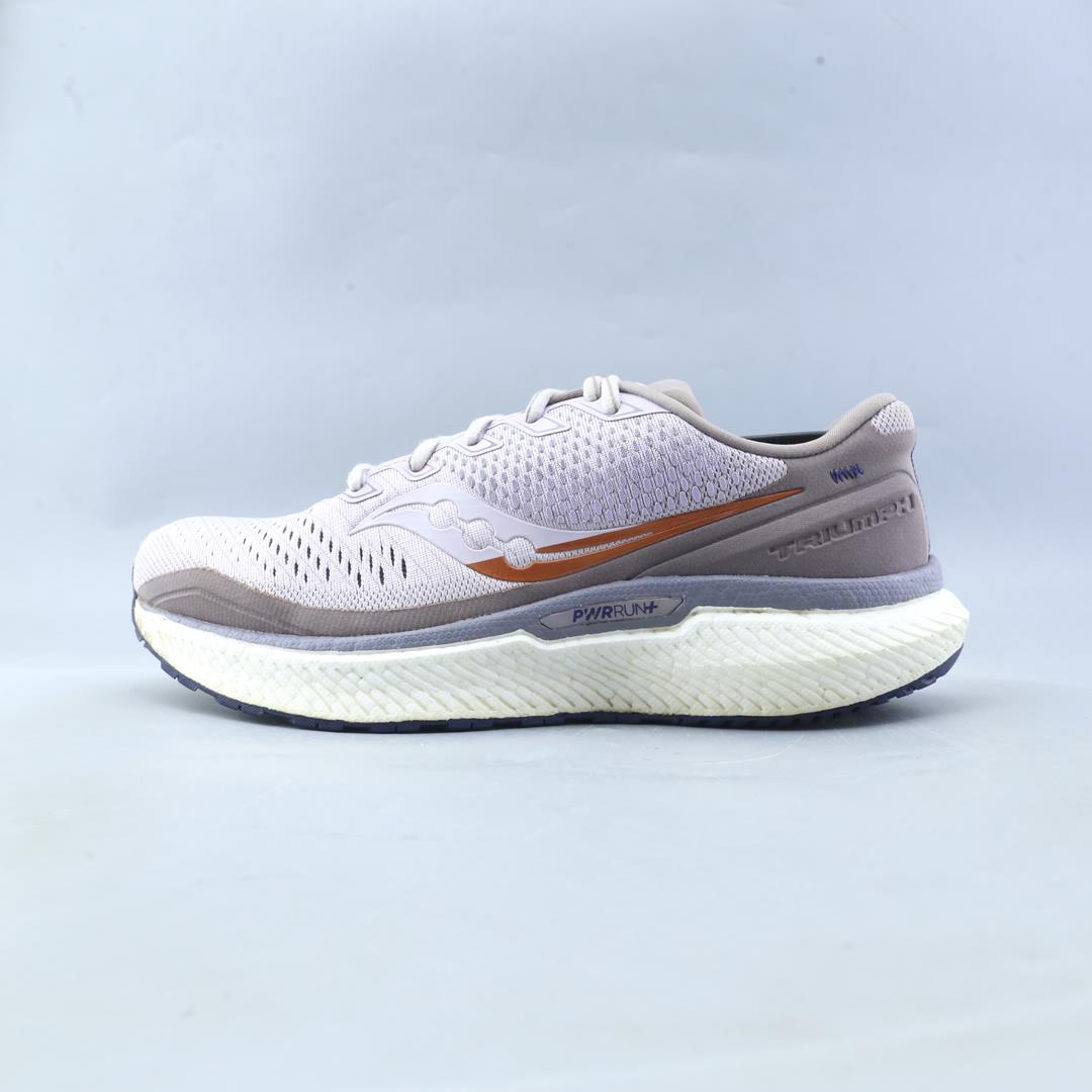 SAUCONY TRIUMPH 18