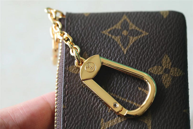 Fan Fashion Lu-Vi bags - 8821