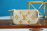 Fan Fashion Lu-Vi bags - 8835