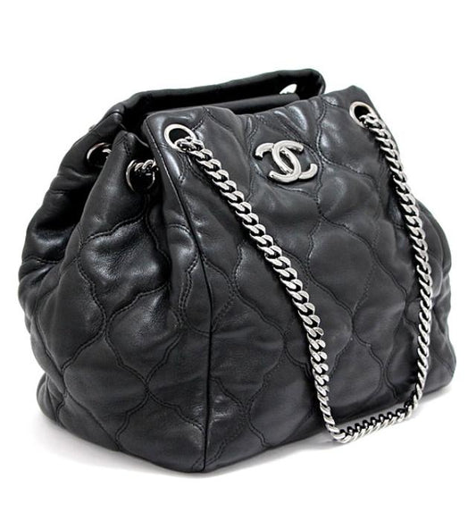 Chanel Chain Shoulder Bag Black Lambskin S Metal Fittings