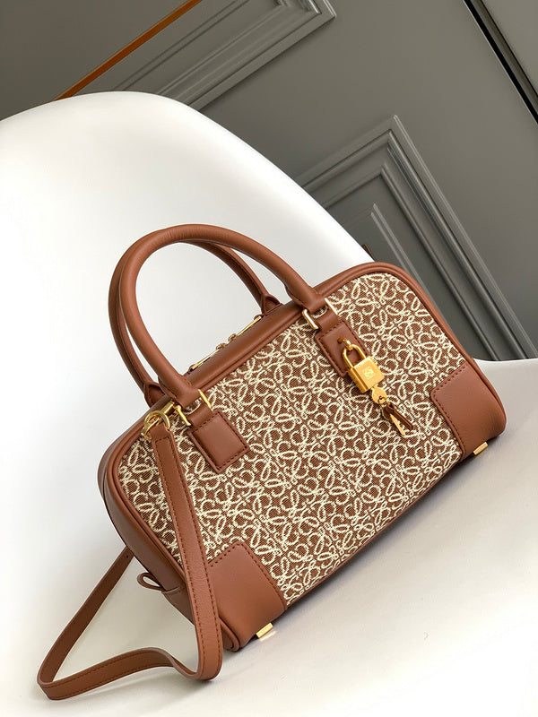 Amelia's Bag Gallery - LWO Bags - 929