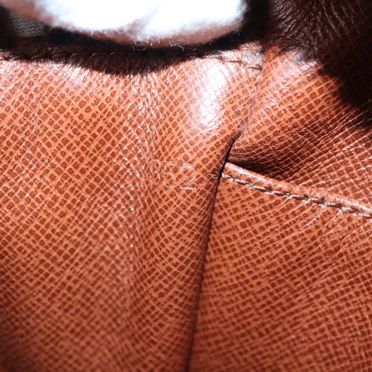 Louis Vuitton Compiegne 28  Canvas Clutch Bag