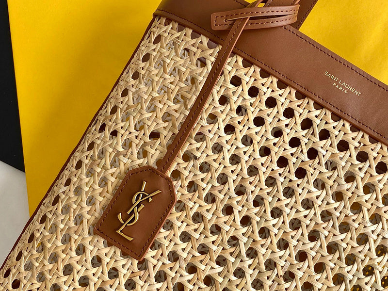 Amelia - YSL Bag - 3603