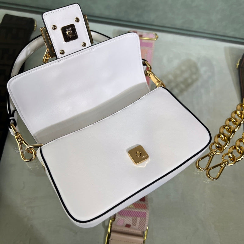 Amelia's Bag Gallery - VAR Bags - 219