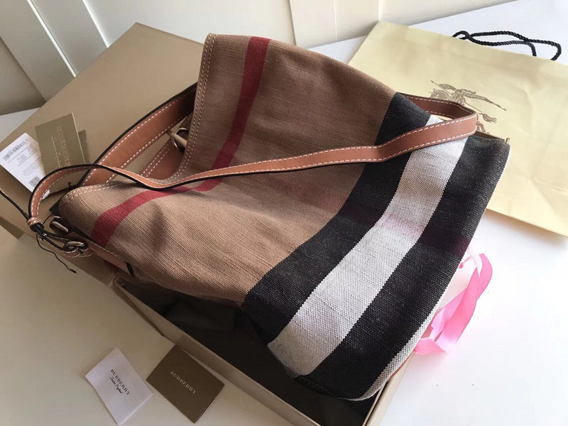 Burberry Bags - Bagsattire   434