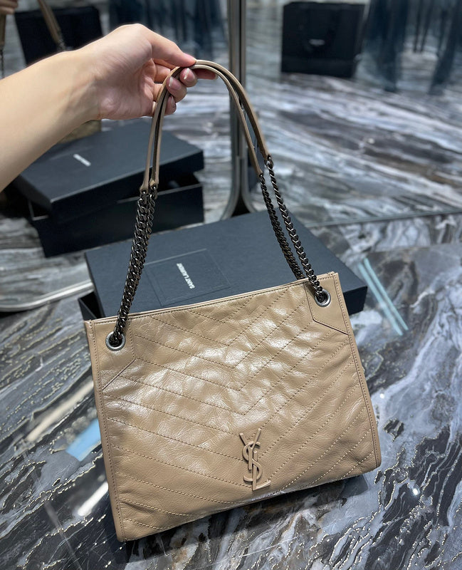 Amelia - YSL Bag - 3949