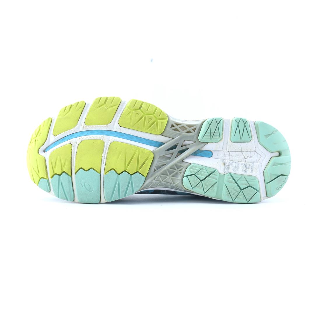 ASICS GEL KAYANO 23