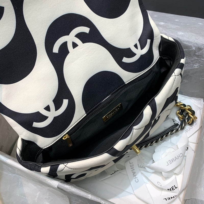 Wellow Bags - Chanel - Bags  - 527