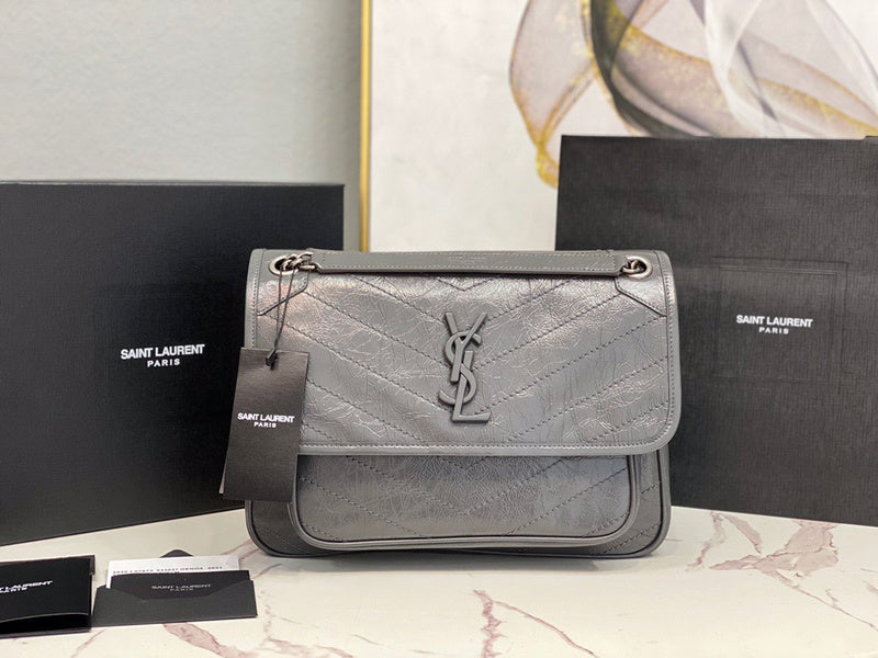 Amelia - YSL Bag - 2239