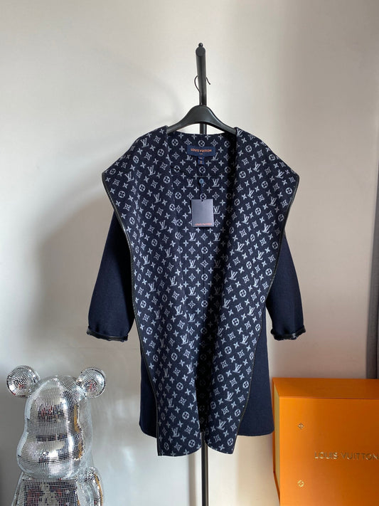 Luxury Louis Vuitton  Wrap Coat 042
