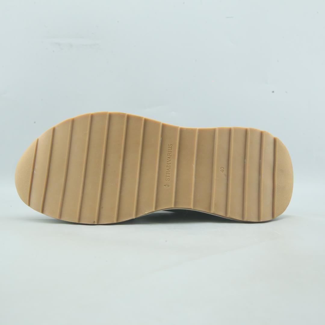 STRADIVARIUS .