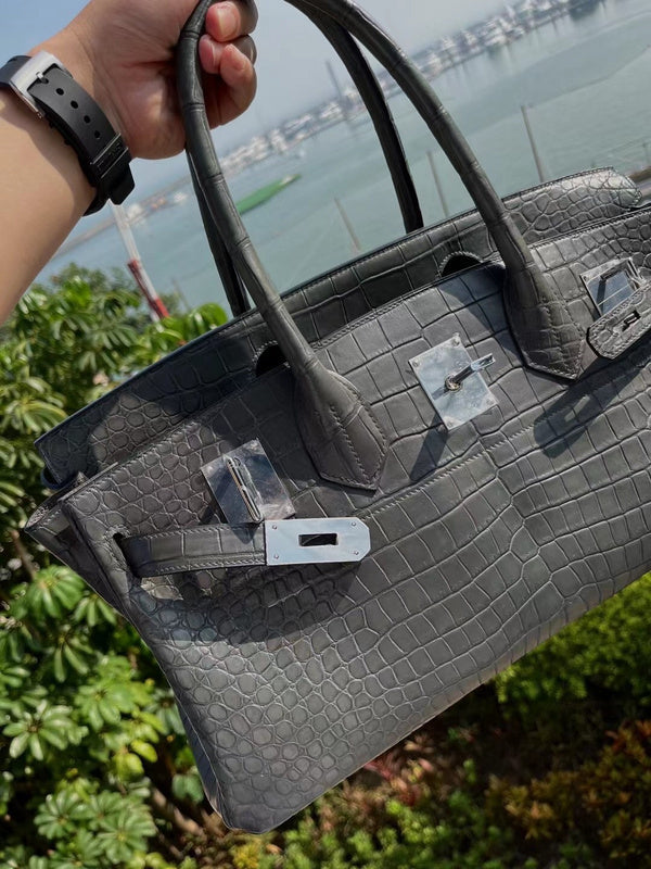 Amelia - HMS Bags - 1583