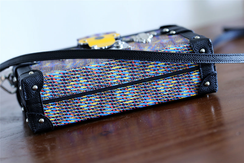 Fan Fashion Lu-Vi bags - 8216