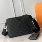 Fan Fashion Lu-Vi bags - 17731
