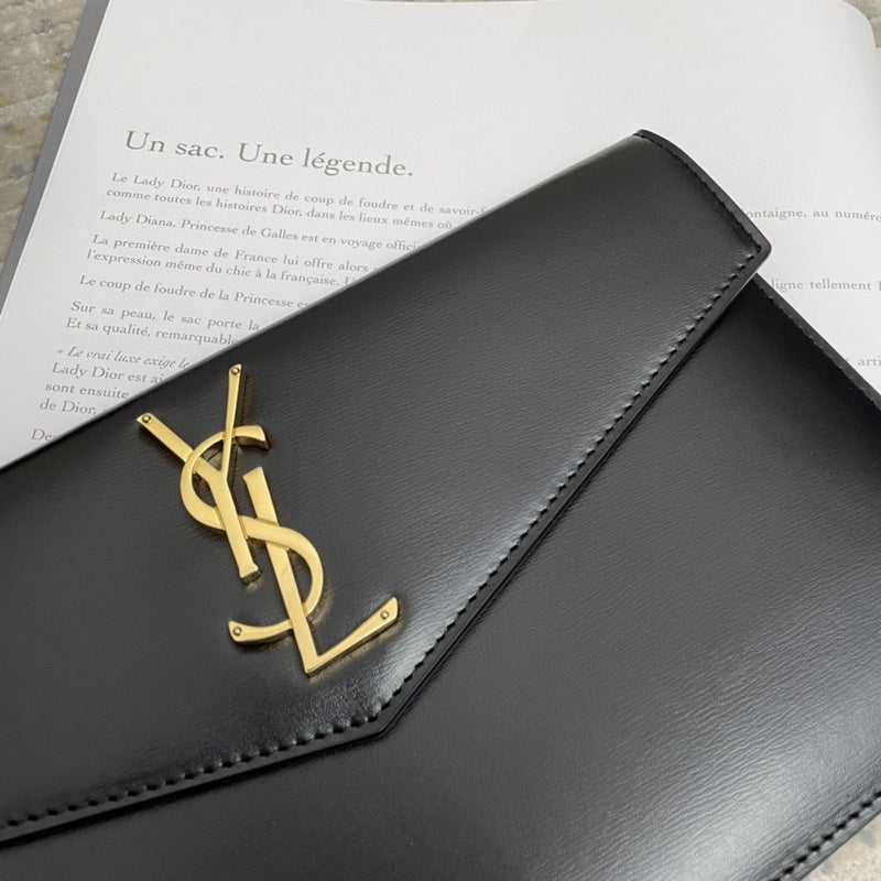 Amelia - YSL Bag - 3799