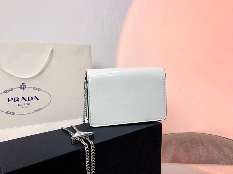 Barnes-Bags - Prada Bags - 962