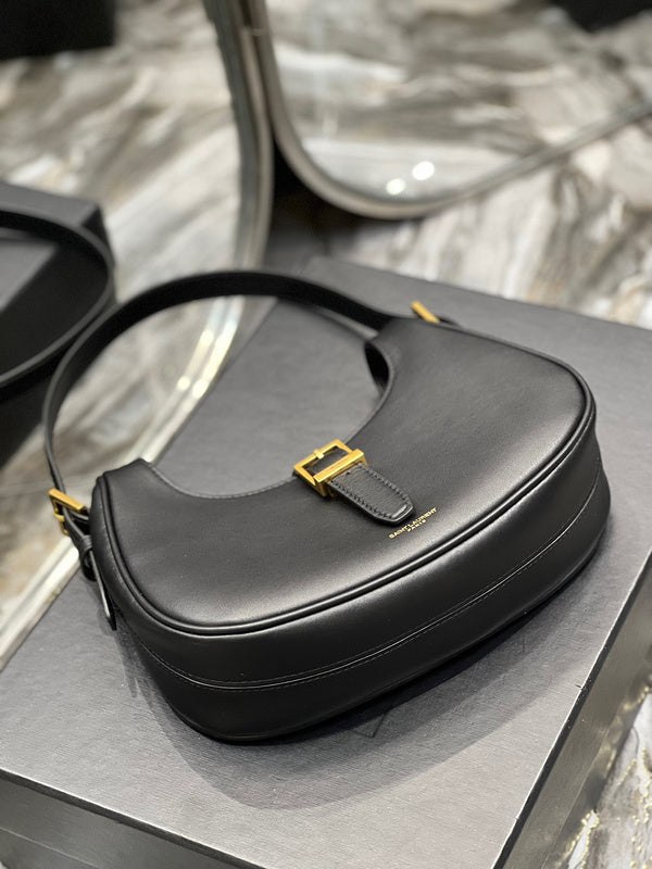 Amelia - YSL Bag - 3663