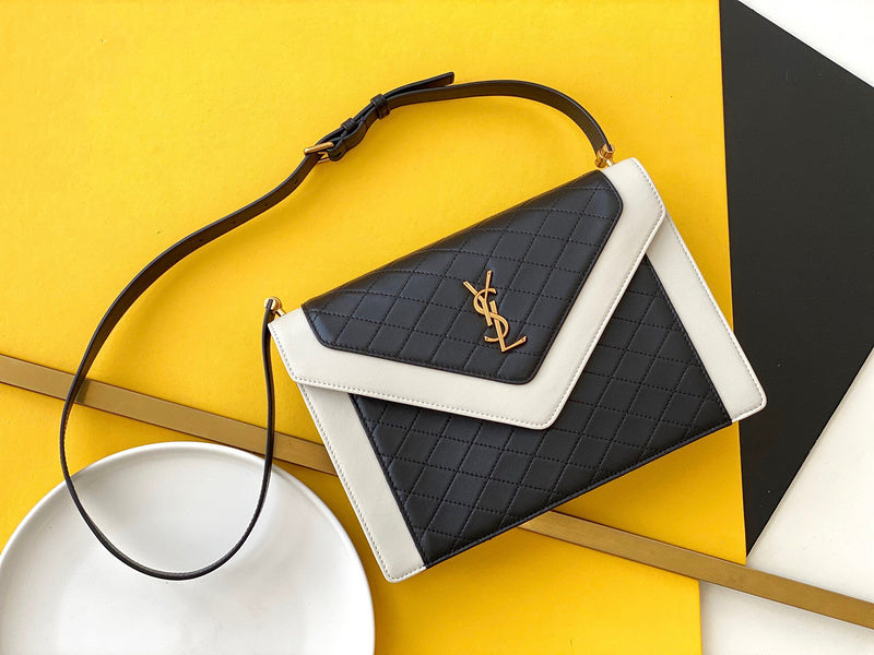Amelia - YSL Bag - 4172