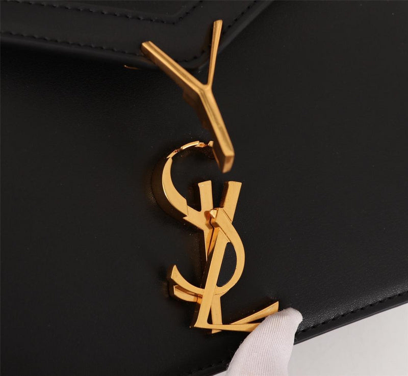 Amelia - YSL Bag - 2828