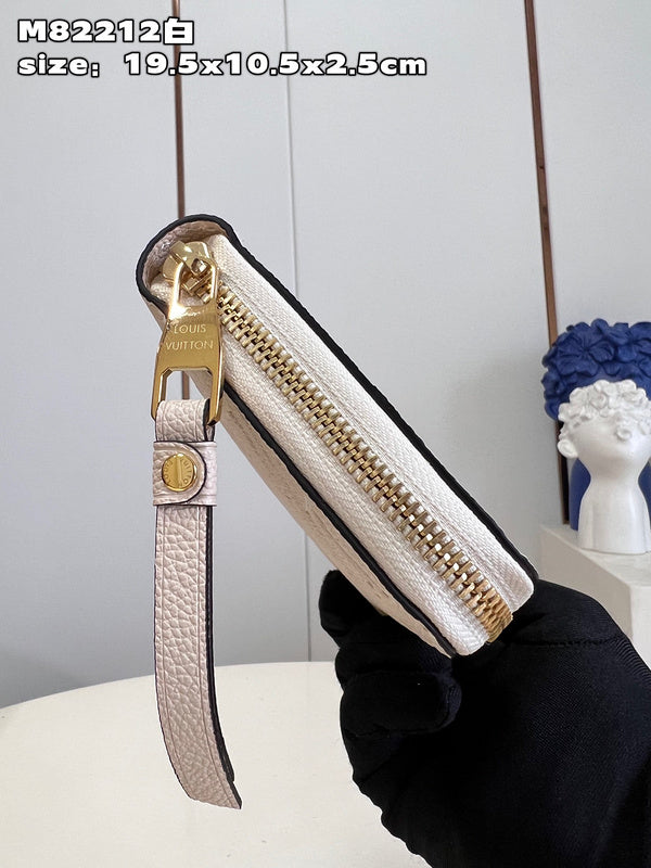 Glami-i LOV Wallets - 183