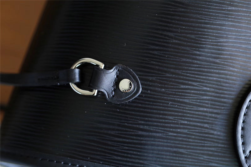 Fan Fashion Lu-Vi bags - 8074