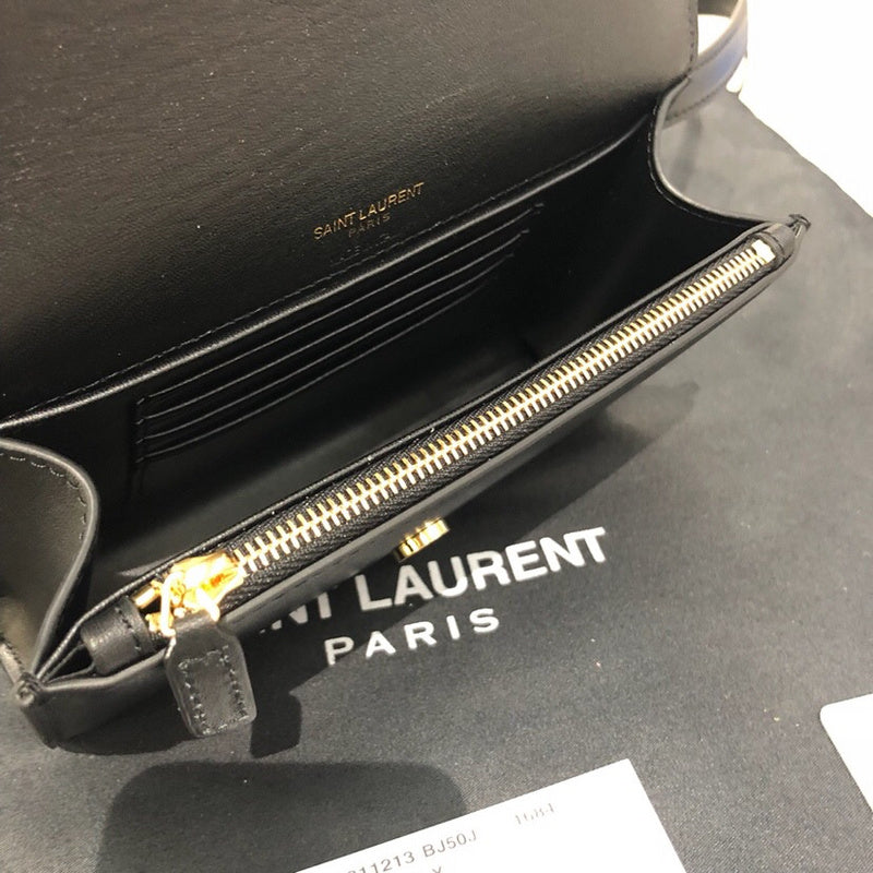 Amelia - YSL Bag - 4071