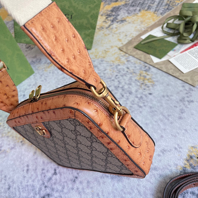 Amelia Fashion - GCI Bags - 2005