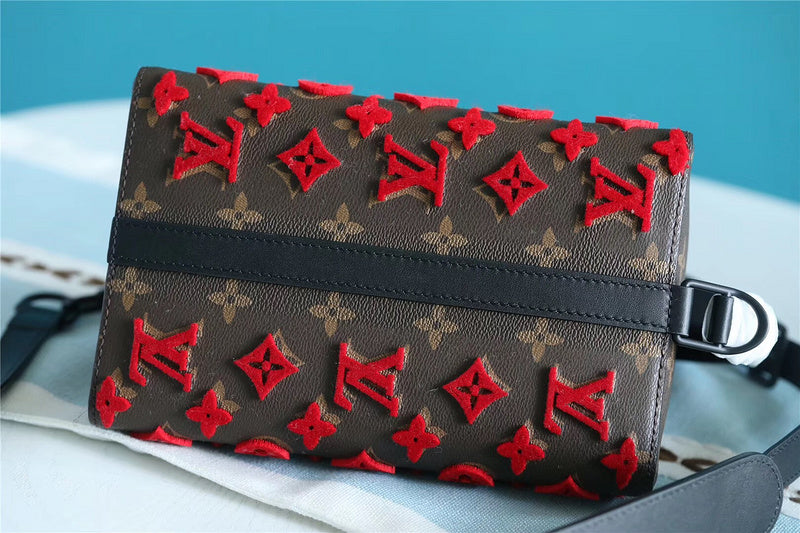Fan Fashion Lu-Vi bags - 10423