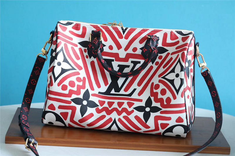 Fan Fashion Lu-Vi bags - 8157