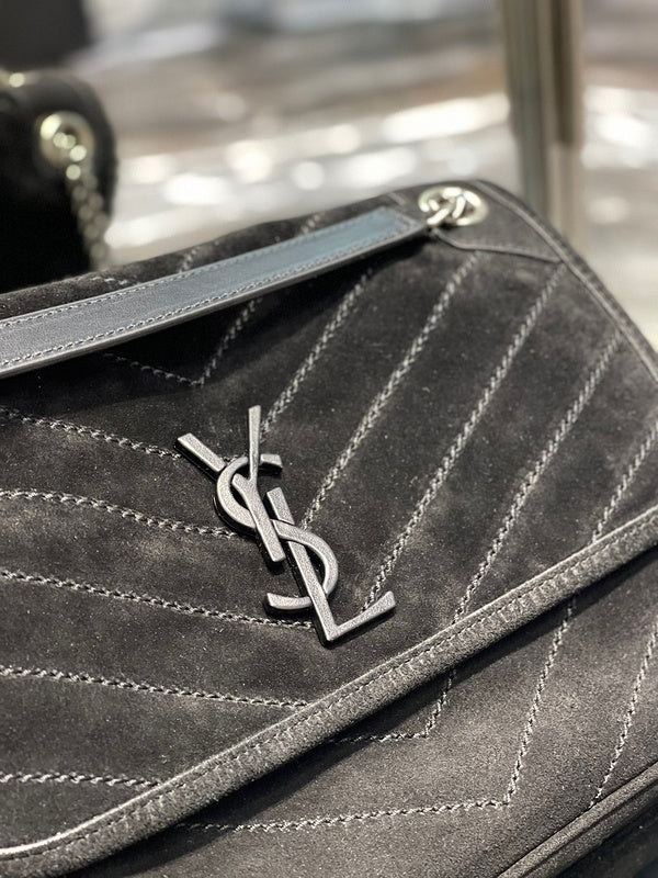Amelia - YSL Bag - 3900