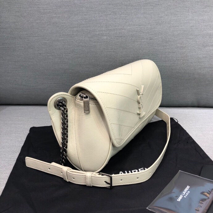 Amelia - YSL Bag - 2333