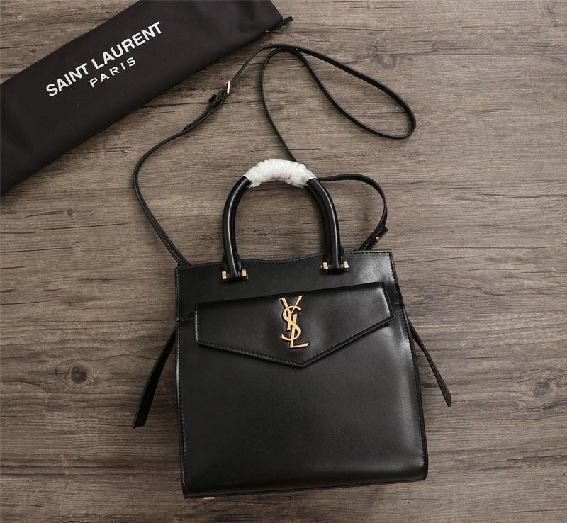 Amelia - YSL Bag - 2934