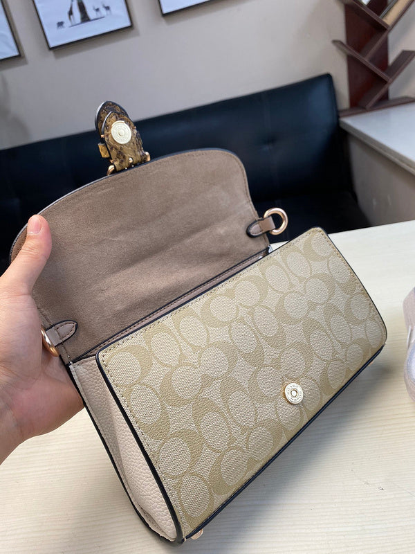 Amelia- CAH Bags - 712