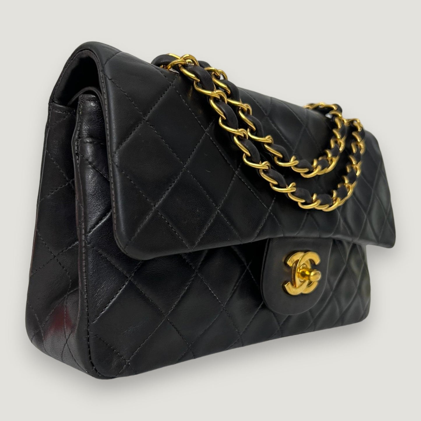 CHANEL CLASSIC SMALL BAG