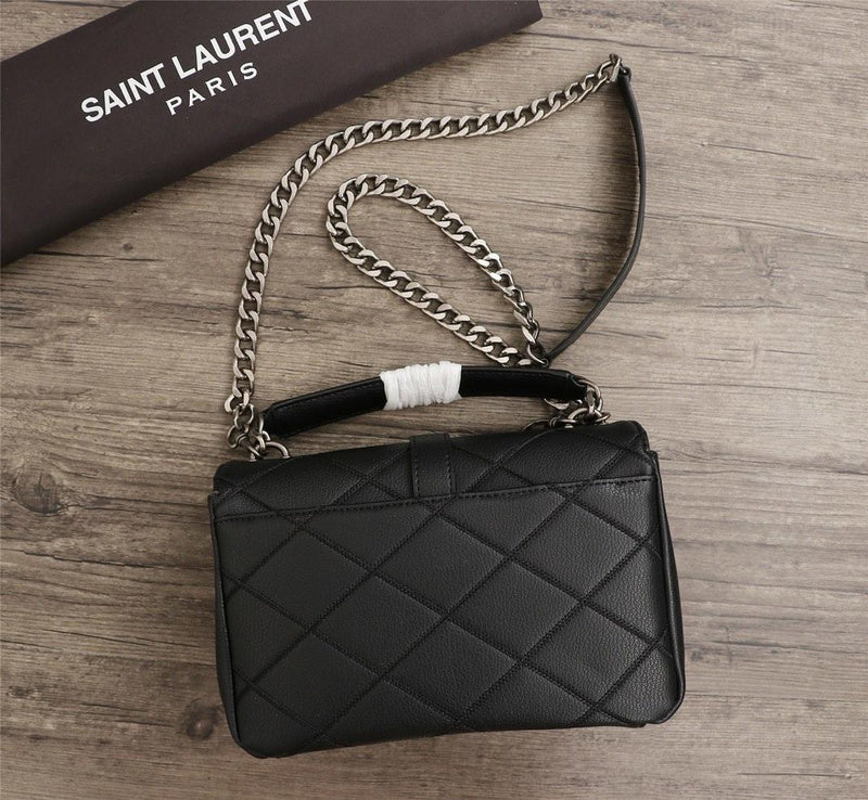 Amelia - YSL Bag - 2904