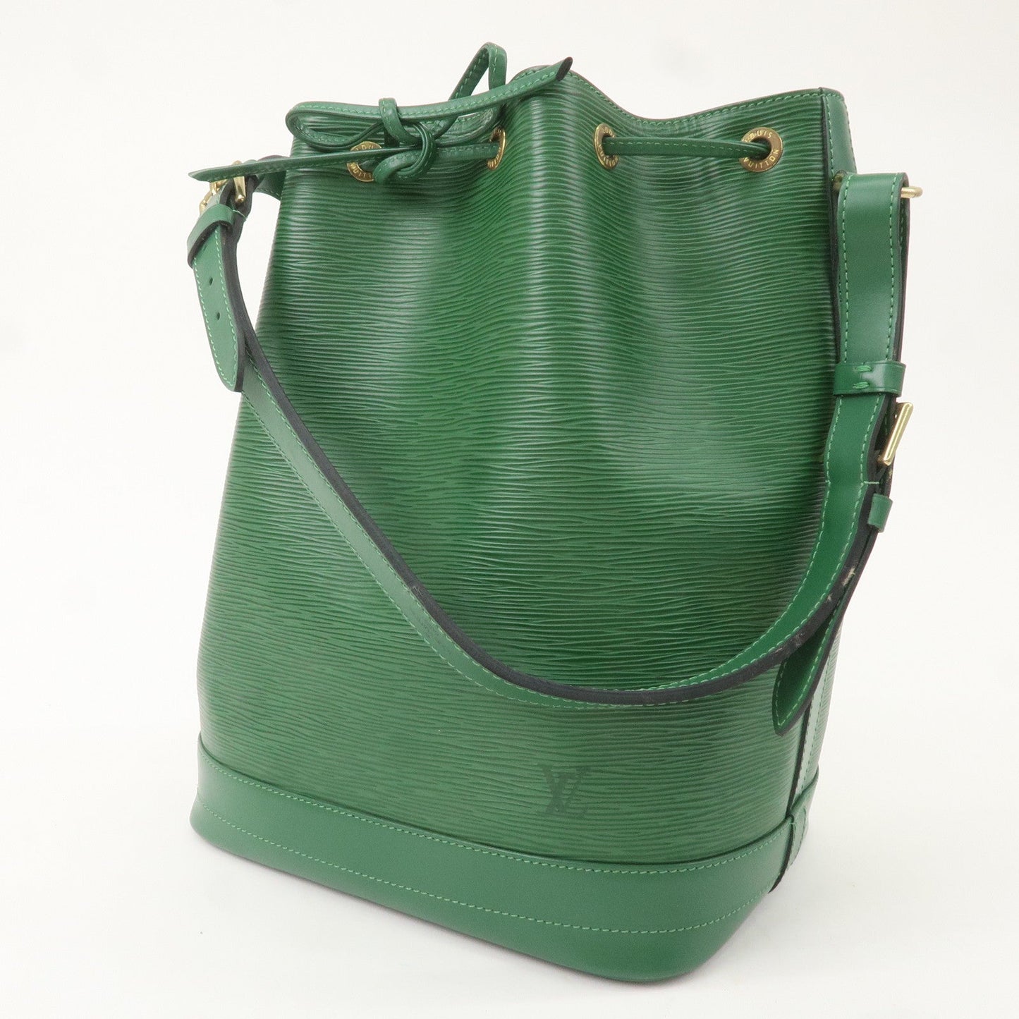 Louis Vuitton Epi Noe Shoulder Bag Borneo Green M44007