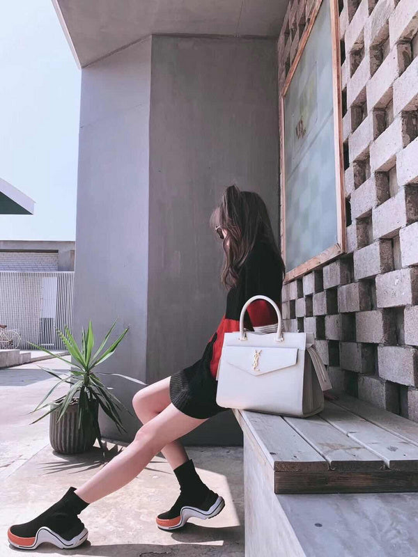 Amelia - YSL Bag - 2937