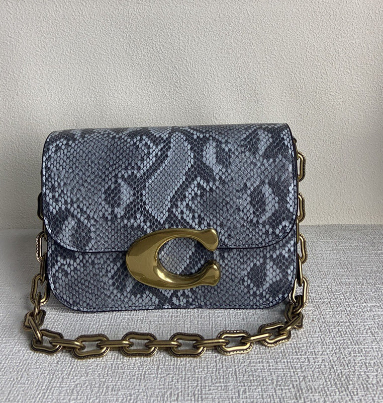 Amelia-i CAH Bags - 036