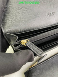Amelia - CAH Wallet - 054