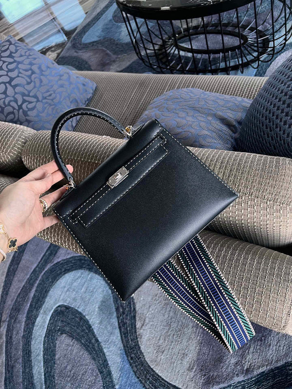 Amelia - HMS Bags - 1525